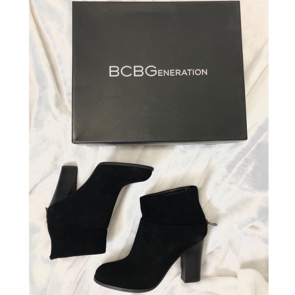 BCBGeneration Black Suede Ankle Bootie size 6.5